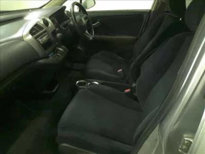 Honda STREAM  с аукциона в Японии