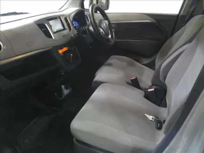 Suzuki WAGON R  с аукциона в Японии