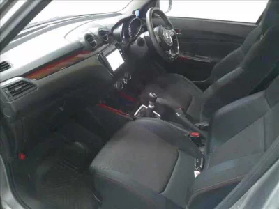 Suzuki SWIFT  с аукциона в Японии