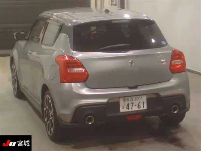 Suzuki SWIFT  с аукциона в Японии