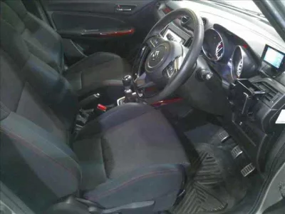 Suzuki SWIFT  с аукциона в Японии