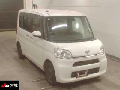 Daihatsu TANTO  с аукциона в Японии