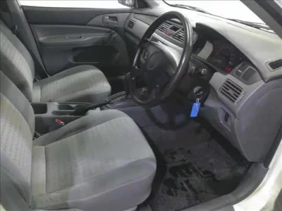 Mitsubishi LANCER VAN