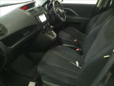 Mazda PREMACY  с аукциона в Японии