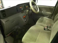 Daihatsu Atrai Wagon лот № 4866 оценка 3  с аукциона в Японии 2