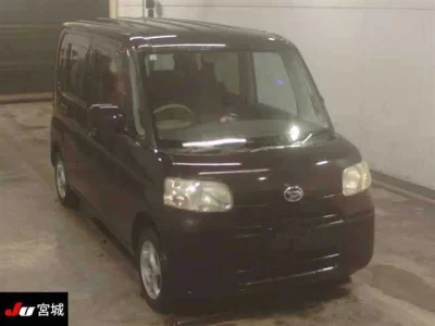 Daihatsu TANTO  с аукциона в Японии