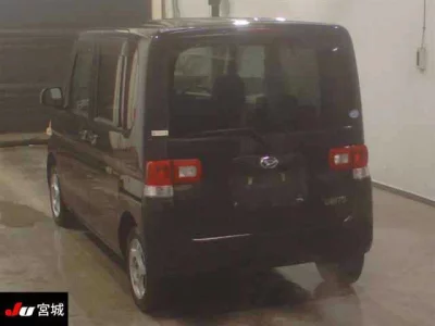 Daihatsu TANTO  с аукциона в Японии