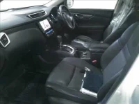 Nissan X-TRAIL лот № 4929 оценка 4  с аукциона в Японии 1