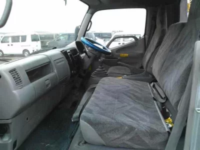 Hino DUTRO  с аукциона в Японии