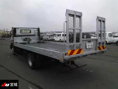 Hino DUTRO  с аукциона в Японии