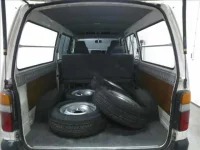 Toyota HIACE VAN лот № 861 оценка RA  с аукциона в Японии 6