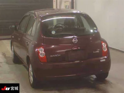 Nissan MARCH  с аукциона в Японии
