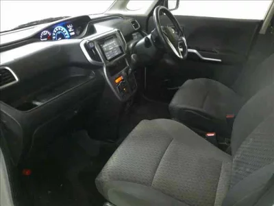 Mitsubishi DELICA D2