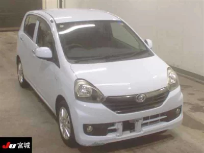 Daihatsu MIRA E S  с аукциона в Японии