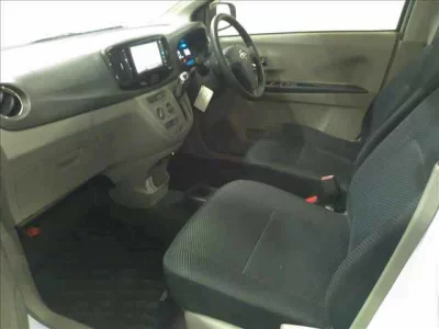 Daihatsu MIRA E S  с аукциона в Японии