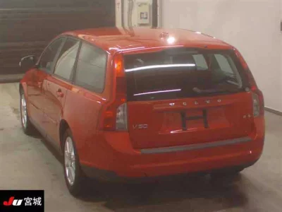Volvo V50