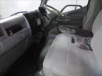 Toyota DYNA лот № 9048 оценка 3.5  с аукциона в Японии 2