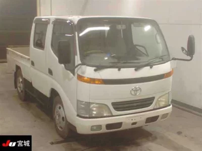 Toyota DYNA  с аукциона в Японии