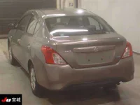 Nissan LATIO лот № 5080 оценка R  с аукциона в Японии 1