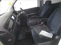 Honda STEP WAGON лот № 5175 оценка 3.5  с аукциона в Японии 2