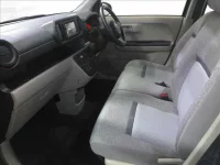 Daihatsu Boon лот № 2302 оценка 4  с аукциона в Японии 2