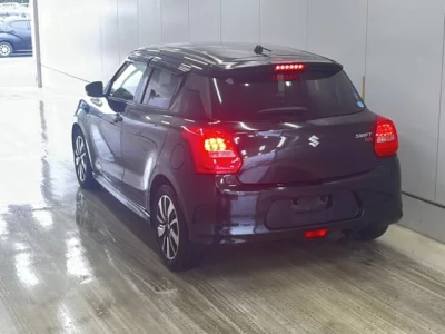Suzuki SWIFT  с аукциона в Японии