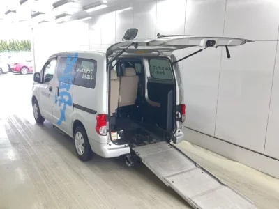 Nissan NV200  с аукциона в Японии