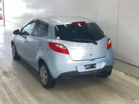 Mazda DEMIO лот № 2046 оценка 3.5  с аукциона в Японии 1