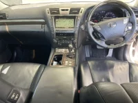 Lexus LS лот № 3066 оценка 3.5  с аукциона в Японии 3