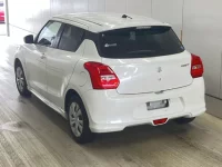 Suzuki SWIFT лот № 3092 оценка 4.5  с аукциона в Японии 1