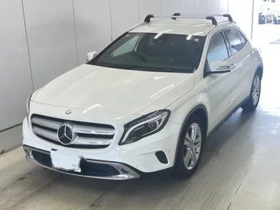 Mercedes-Benz GLA CLASS