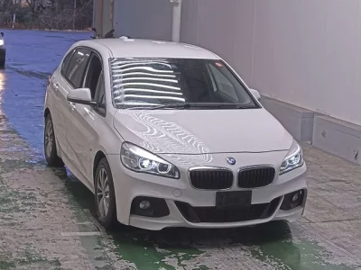 BMW 2-Series  с аукциона в Японии