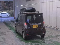 Nissan DAYZ ROOX лот № 6121 оценка 3.5  с аукциона в Японии 1