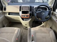 Nissan SERENA лот № 6140 оценка 3  с аукциона в Японии 3