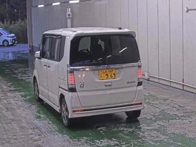 Honda N BOX  с аукциона в Японии