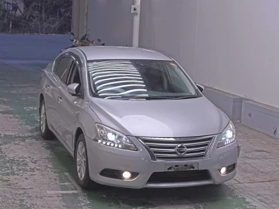 Nissan SYLPHY  с аукциона в Японии