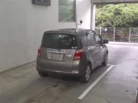 Toyota RACTIS лот № 1056 оценка 3  с аукциона в Японии 4