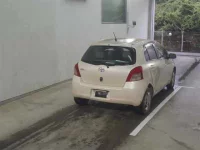 Toyota VITZ лот № 102 оценка 3  с аукциона в Японии 4