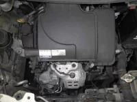 Toyota VITZ лот № 102 оценка 3  с аукциона в Японии 6