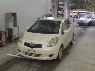 Toyota VITZ  с аукциона в Японии