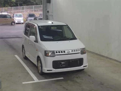 Nissan OTTI  с аукциона в Японии