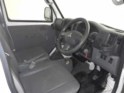 Mitsubishi MINICAB TRUCK  с аукциона в Японии