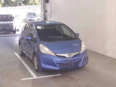 Honda FIT  с аукциона в Японии