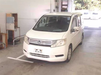 Honda STEP WAGON  с аукциона в Японии