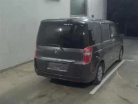 Honda STEP WAGON лот № 1065 оценка 3  с аукциона в Японии 4