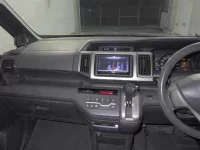 Honda STEP WAGON лот № 1065 оценка 3  с аукциона в Японии 5