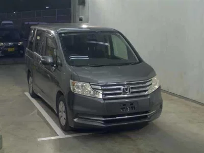 Honda STEP WAGON  с аукциона в Японии