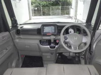 Honda N BOX лот № 1078 оценка 3  с аукциона в Японии 5