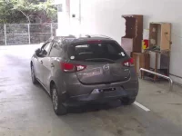 Mazda DEMIO лот № 1001 оценка 3.5  с аукциона в Японии 1