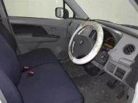 Suzuki WAGON R лот № 1083 оценка 3  с аукциона в Японии 2